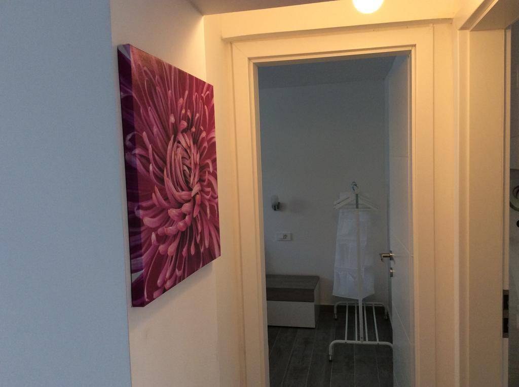 Apartments Maja Хвар Екстериор снимка
